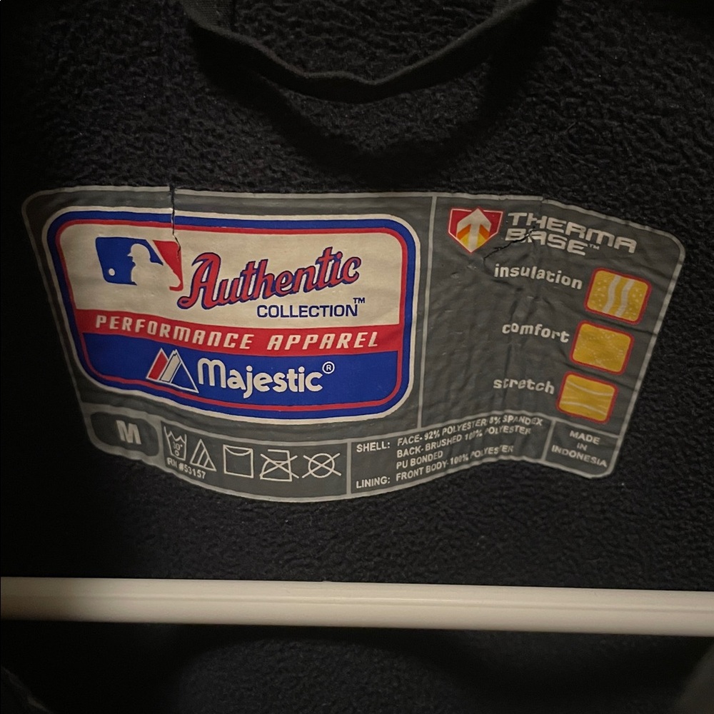 Yankees Black Jacket - Picture 2 of 7